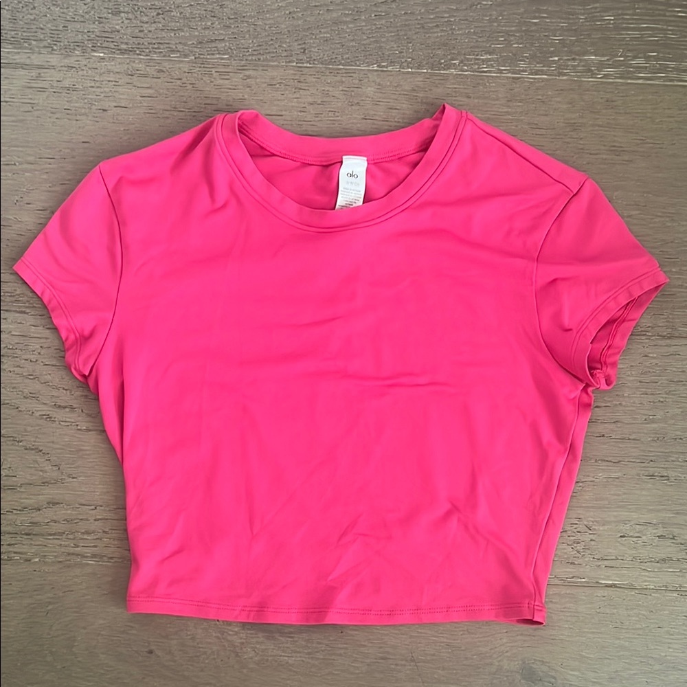 Alo- Alosoft crop Finesse Short Sleeve- Pink Summer Crush